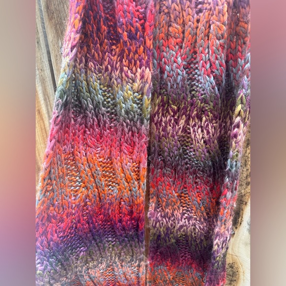 Handmade Scarf - Picture 2 of 3